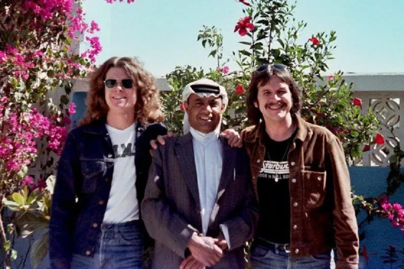 زيارة نادرة لفرقة غنائية أمريكية للمملكة قبل 40 عاما (صور)