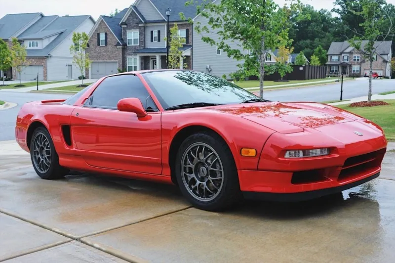 صور|سيارات رياضية خارقة تحمل أسماء مشاهير العالم