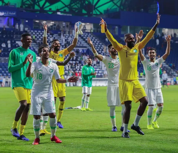 الاتحاد الآسيوي يعلن عن حكم مباراة السعودية وقطر