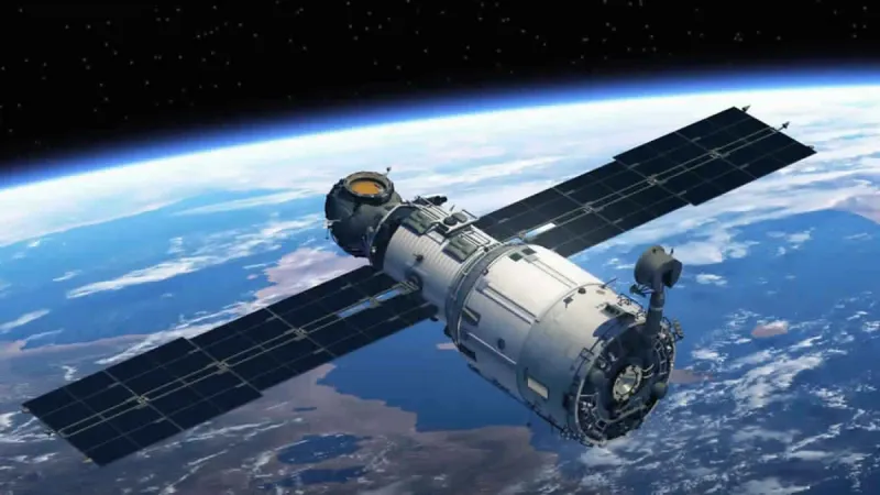 يقدم تطبيقات متعددة.. تعرف على موعد إطلاق أول قمر سعودي للاتصالات