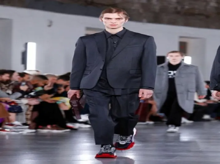 ماذا قدمت دور الأزياء في عالم الموضة الرجالية شتاء 2019 ؟ (صور)