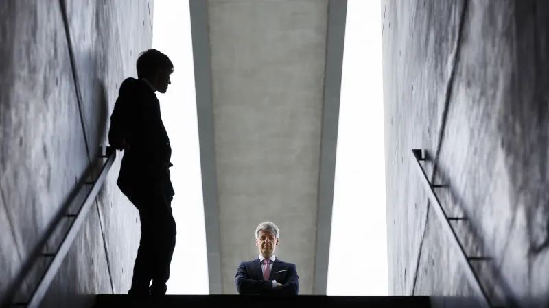 «إنتل» و«سناب شات».. شركات عالمية تسرح موظفيها لضعف المبيعات