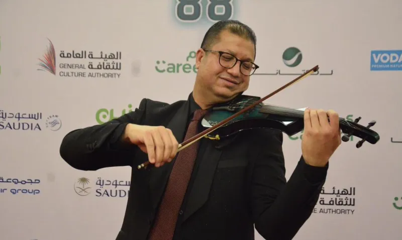 لأول مرة.. افتتاح معهد موسيقي بالرياض للرجال والنساء