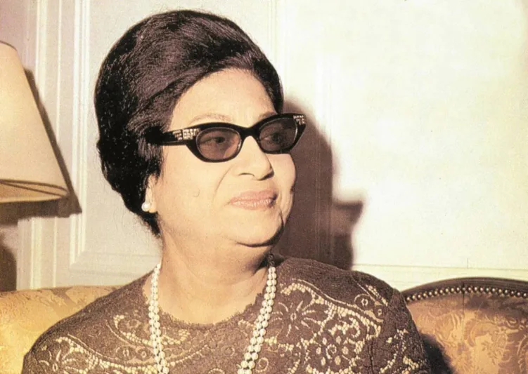 بتقنية الهولوغرام.. أم كلثوم تعود للحياة على مسرح مرايا في مهرجان شتاء طنطورة (فيديو)