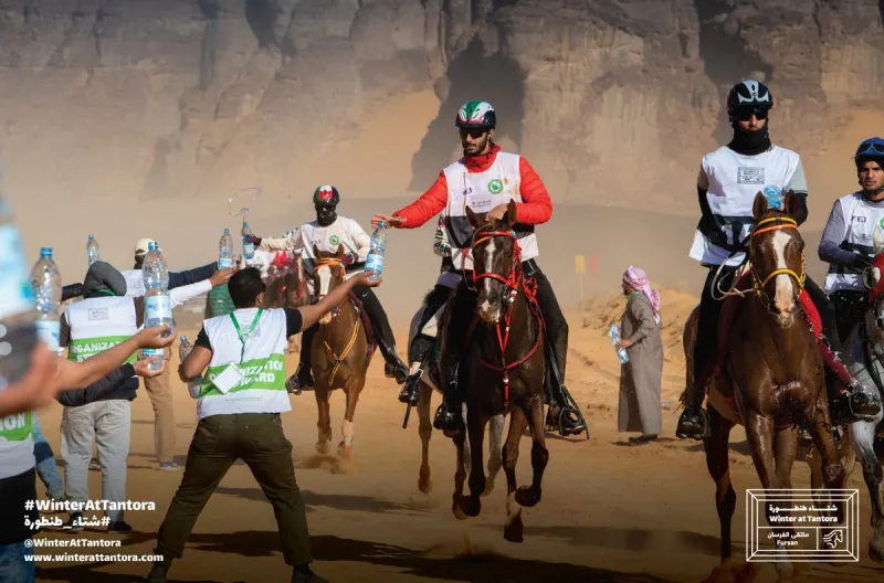 تتويج أبطال كأس خادم الحرمين لسباق القدرة والتحمل (فيديو وصور)