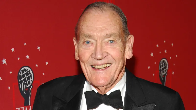 جون بوجل.. من موزع صحف لصاحب ثاني أكبر مدير للأصول في العالم