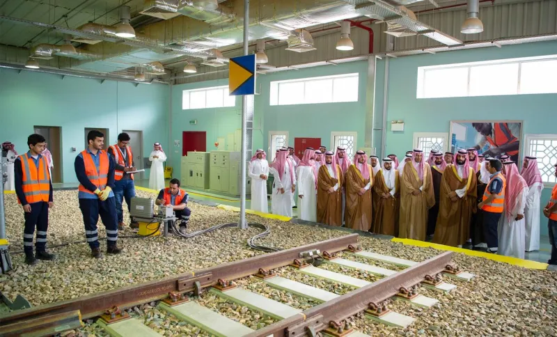 الإعلان عن برنامج تدريبي لتأهيل الشباب الشعودي بمكافآت مالية.. تعرف على قيمتها