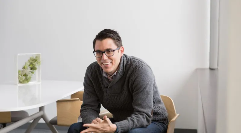 من هو آر جي سكارينج.. مؤسس ريفين أوتوموتيف وأسوأ كوابيس تيسلا؟