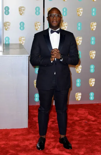 صور|أجمل الإطلالات الكلاسيكية في حفل «البافتا»