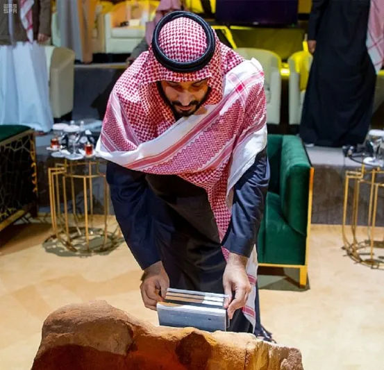 ولي العهد عن "رؤية العلا": ما يحدث ليس إلا البداية ونحن امتداد للدولة السعودية الثالثة" (فيديو)