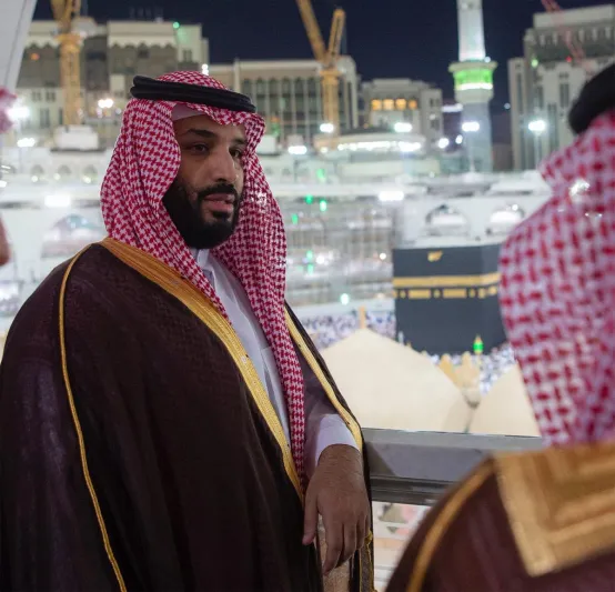 فيديو وصور: ملوك وأمراء السعودية أثناء زيارتهم للمسجد الحرام 