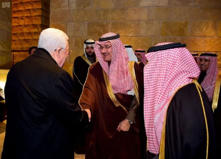 الرئيس الفلسطيني في زيارة لحي الطريف التاريخي بالدرعية (صور)