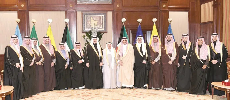 ماذا قال أمير الكويت عن العلاقات التاريخية مع السعودية؟