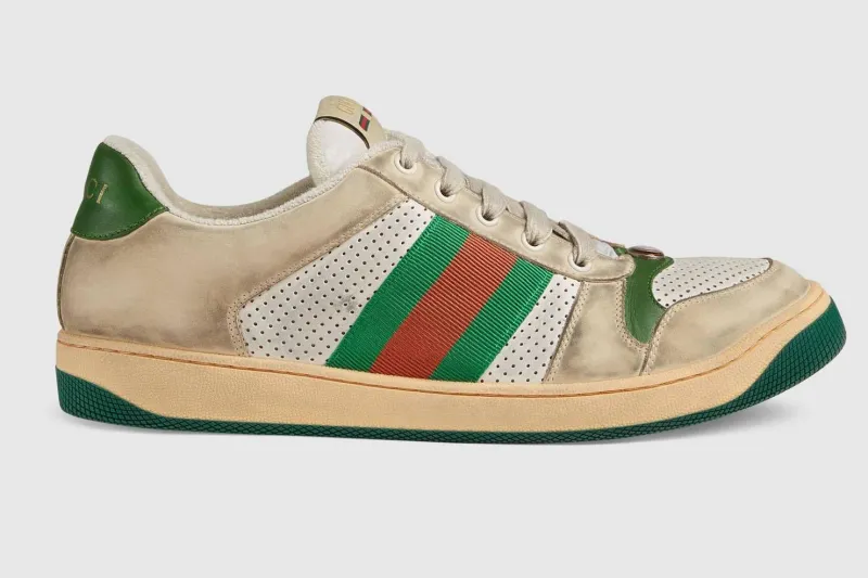 "غوتشي" تصدم عشاق الموضة بحذائها "المقزز"