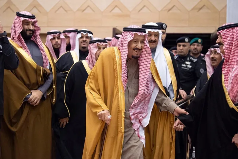 ماذا قال خادم الحرمين الشريفين خلال زيارته لمكتبه بقصر الحكم بالرياض؟ (فيديو)