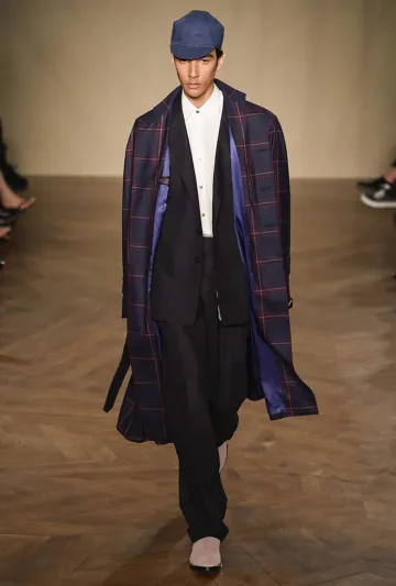 البدل الرجالية في 2019.. تجريد من الهوية الرسمية وميل إلى الكاجوال