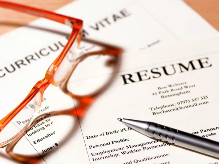 هل سمعت عن سيرة ذاتية للفشل؟ الخبراء ينصحون بكتابتها