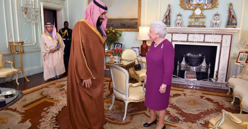 زعماء كسروا البروتوكول لاستقبال الأمير محمد بن سلمان (فيديو وصور)