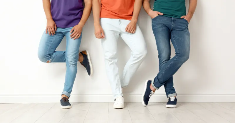 كيفية تنسيق ألوان القمصان مع البناطيل؟