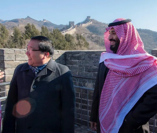  ما هو سور الصين العظيم الذي زاره ولي العهد؟ (صور)