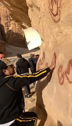جولة للفنانين عبدالكريم عبدالقادر وراشد الماجد وماجد المهندس في العلا