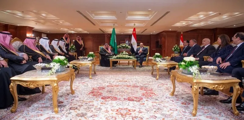 مأدبة عشاء تكريمًا لخادم الحرمين.. تعرف على تفاصيل جلسة المباحثات بين الرئيس السيسي والملك سلمان .. صور
