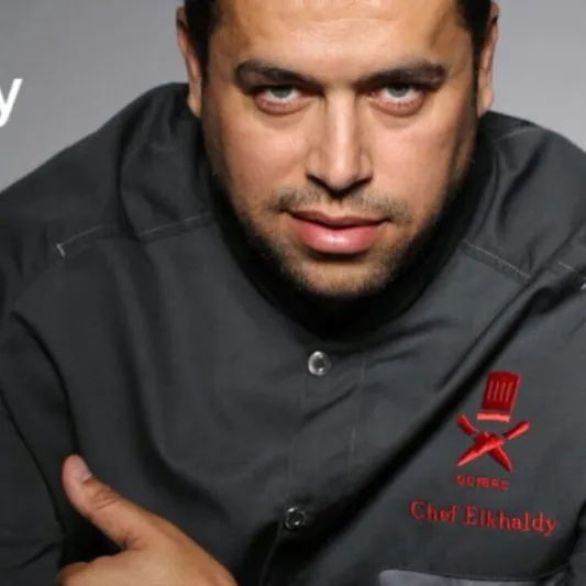 كيف تغلب محمد الخالدي على محنة اللجوء ليصبح أفضل شيف في العالم؟