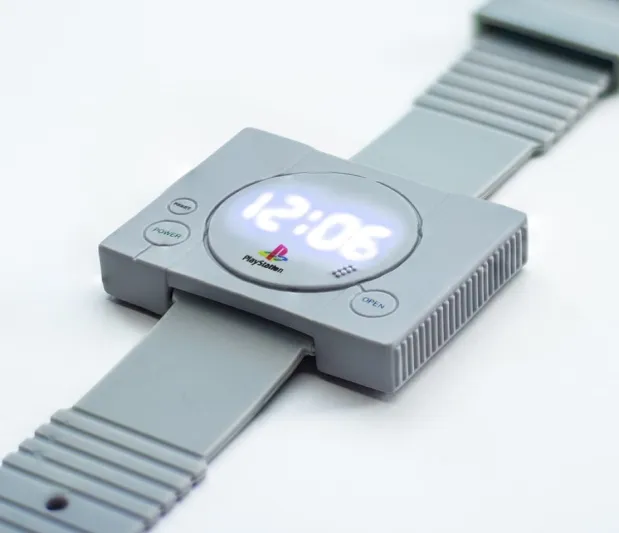 مستوحاة من تصميم البلايستيشن.. تعرف على مواصفات وسعر ساعة سوني الجديدة (فيديو وصور)