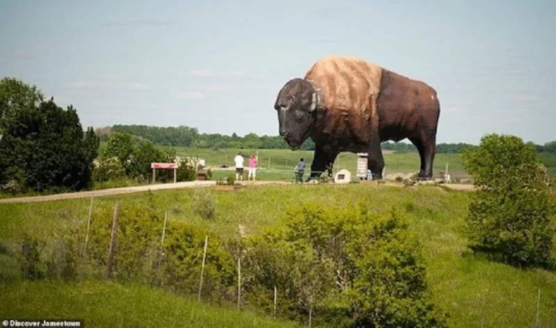 تجذب هواة الغرائب.. أضخم  7 معالم سياحية في العالم (صور)