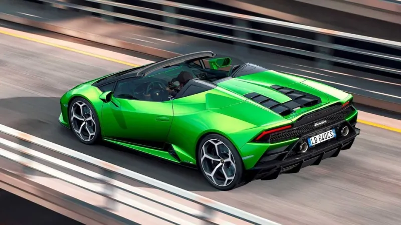 مواصفات وسعر سيارة "لامبورغيني" الجديدة (صور)