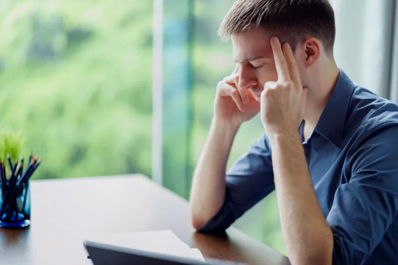 قدرة السيطرة على الأفكار هي جوهر الذكاء العاطفي.. فكيف تستفيد منه في عملك؟