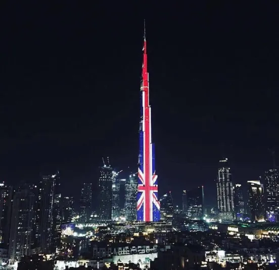 «برج خليفة تزين بصورتها».. ماذا قال حاكم دبي عن رئيسة وزراء نيوزيلندا؟