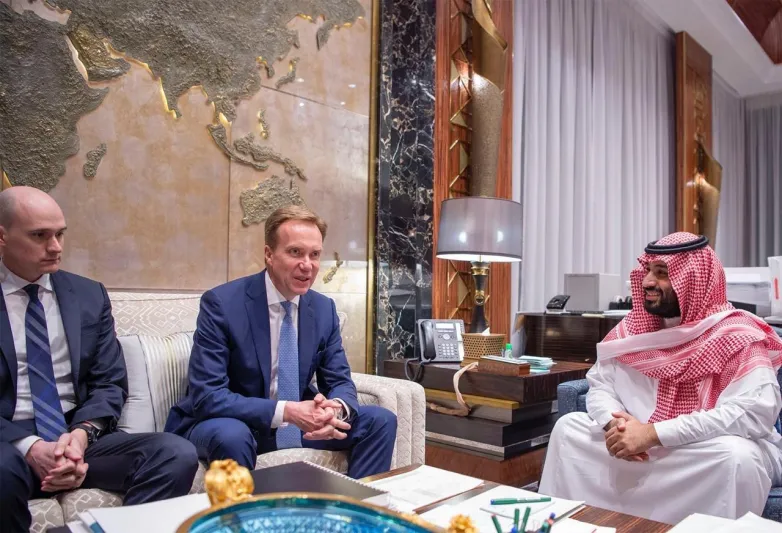 المنتدى يتطلع للسعودية.. هذا ما حدث في لقاء ولي العهد الأمير محمد بن سلمان ورئيس دافوس