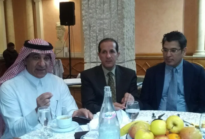 الملك سلمان في تونس.. إعلاميون سعوديون وتوانسة: لا بد من بناء صورة جديدة بين الشعبين