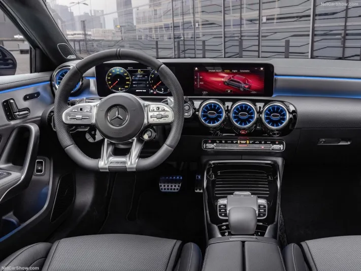 مرسيدس تقدم مستوى جديدا من الأداء والرفاهية مع A35 4Matic AMG