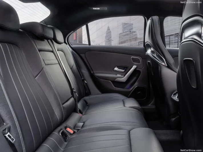 مرسيدس تقدم مستوى جديدا من الأداء والرفاهية مع A35 4Matic AMG