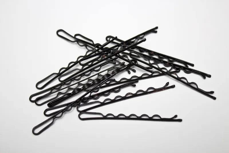 ما سبب وجودها؟.. 20 شيئًا نستخدمها يوميا دون معرفة فائدتها