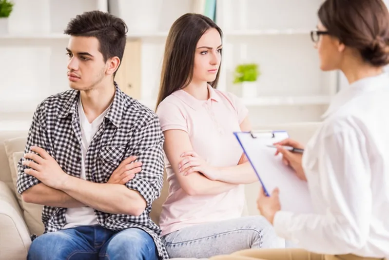 متى يجب الانفصال عن من تحب؟.. 7 علامات تدلك على ضرورة إنهاء العلاقة