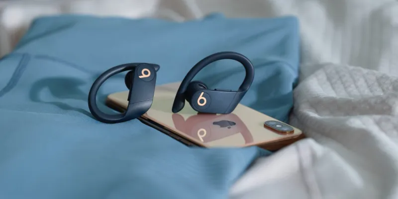 "Powerbeats Pro".. سماعات مميزة بمواصفات منافسة (فيديو)