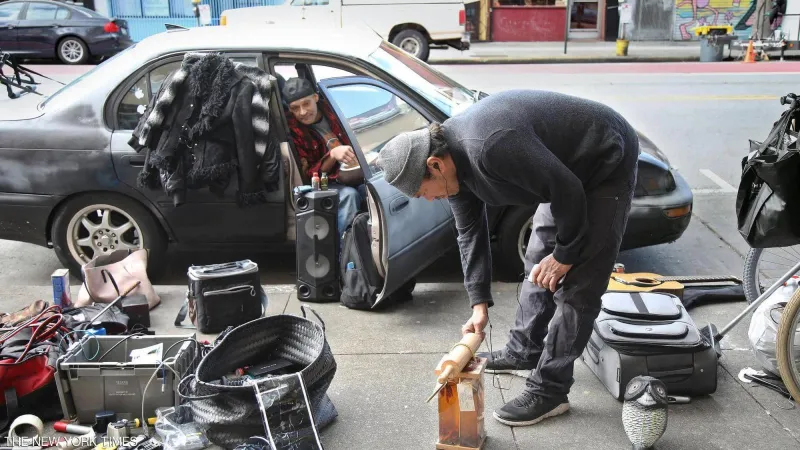 هكذا أصبح جامع القمامة من منزل مارك زوكربيرج مليونيرًا