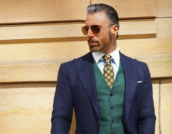 لمواكبة إطلالة 2019 المميزة.. أحدث ألوان البدل للرجل العصري (صور)