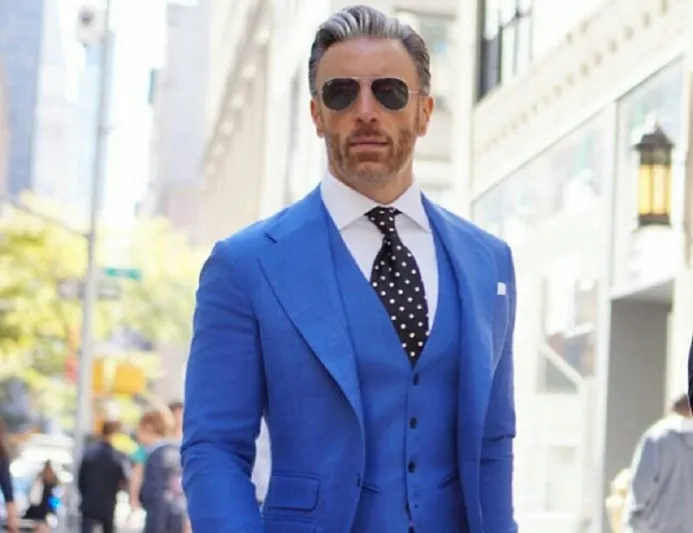 لمواكبة إطلالة 2019 المميزة.. أحدث ألوان البدل للرجل العصري (صور)