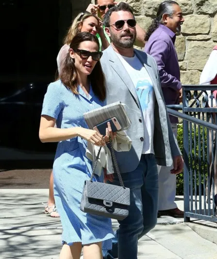 مشاهير حافظوا على علاقاتهم بعد الانفصال.. لهذا السبب فقط