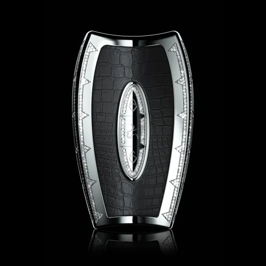 مرصعا بـ34 قيراطا من الألماس.. إليك أغلى مفتاح سيارة بالعالم في دبي