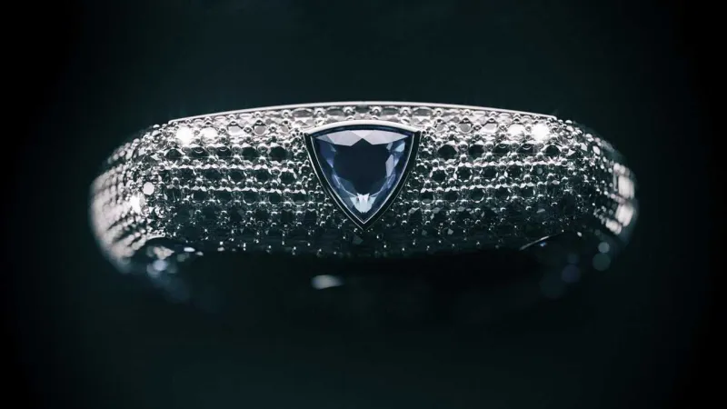 مرصعا بـ34 قيراطا من الألماس.. إليك أغلى مفتاح سيارة بالعالم في دبي