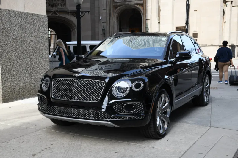 Bentayga Mulliner هدية بنتلي للخليج العربي احتفاء بتاريخه في صيد اللؤلؤ