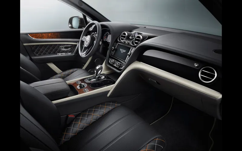 Bentayga Mulliner هدية بنتلي للخليج العربي احتفاء بتاريخه في صيد اللؤلؤ