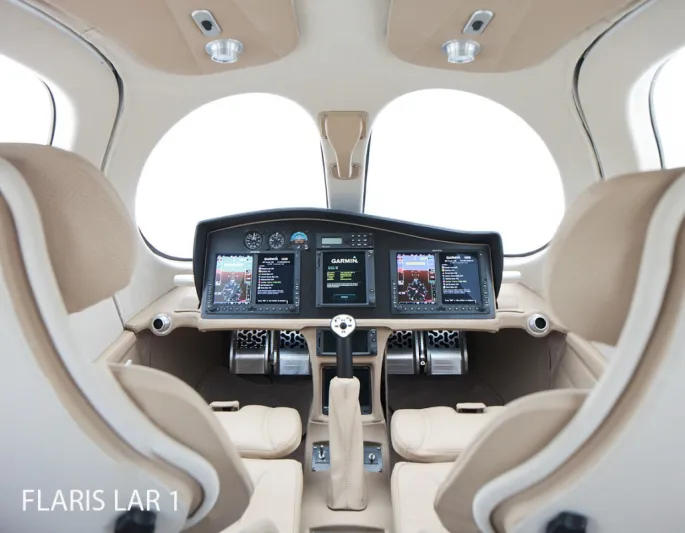 أول رحلة لأصغر طائرة خاصة لرجال الأعمال في العالم (فيديو)