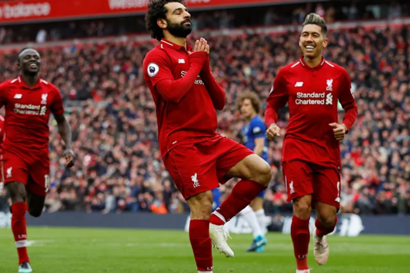 بعد اختياره ضمن قائمة الأكثر 100 شخصية مؤثرة بالعالم.. كيف يتعامل محمد صلاح مع النساء؟