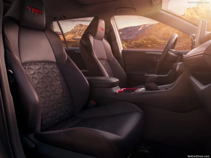 تويوتا RAV4 TRD.. أسلوب رياضي جديد للطرق الوعرة